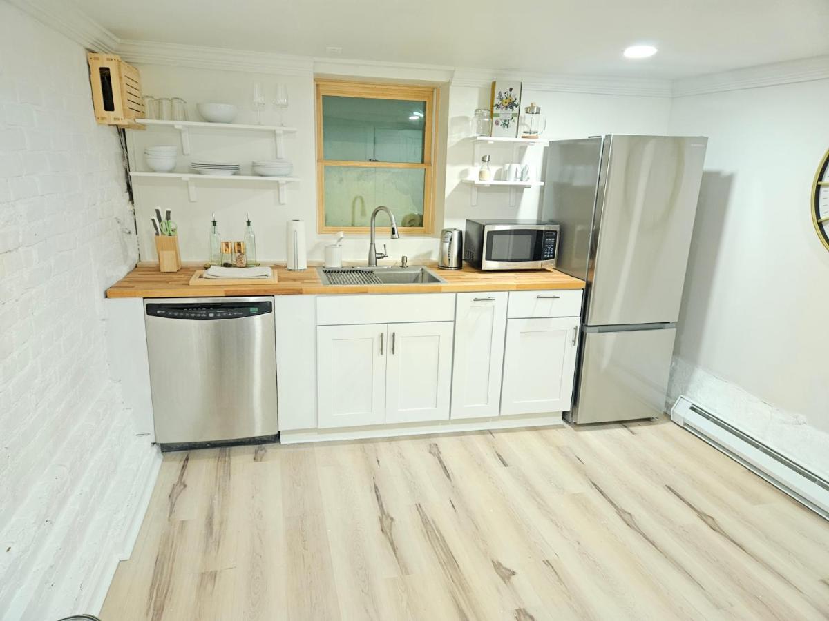 2-Bedroom In The Heart Of DEN Екстериор снимка