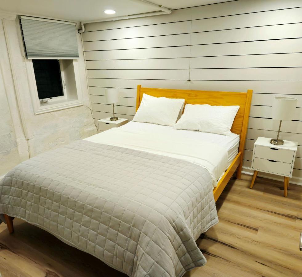 2-Bedroom In The Heart Of DEN Екстериор снимка